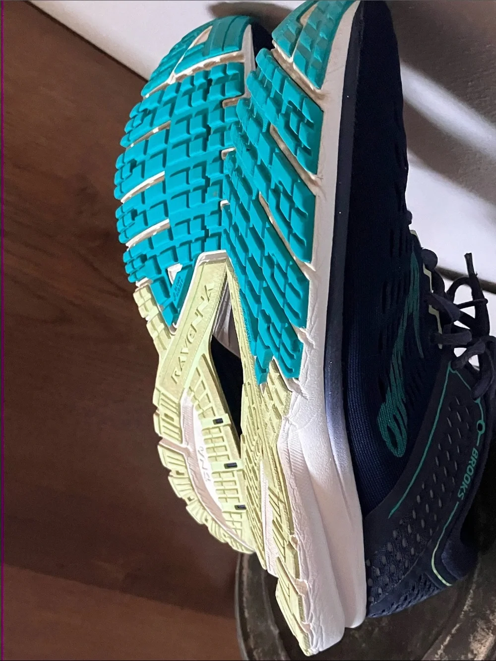 Brooks Navy Teal Running Sneakers